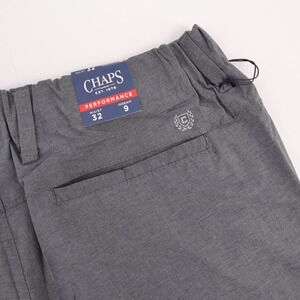 NEW Chaps Performance Gray Shorts‎ Mens 32 Waist Stretch Casual Zip Pocket